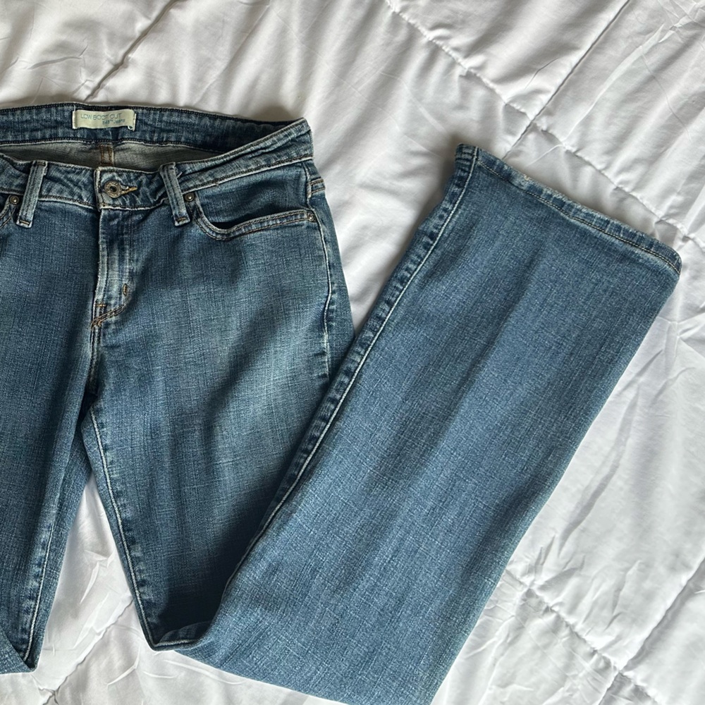 Levi’s Low Rise Bootcut Jeans